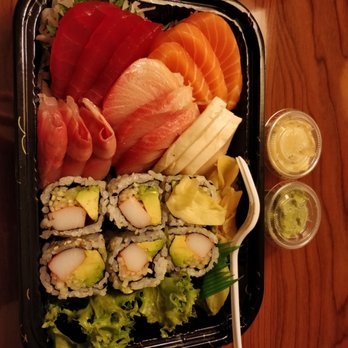 Red Lotus - Love everything but they forgot the soy sauce :( - Asian Fusion Near Me - Shelton, Connecticut