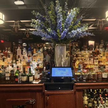 Gallaghers Steakhouse - Bar - Steakhouses Near Me - New York, New York