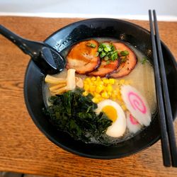 AJ Noodle Bar - Tonkotsu Ramen