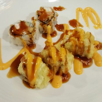 O Sushi Restaurant - Freebie sushi roll before we ordered - Sushi Bars Near Me - Tucson, Arizona O Sushi Restaurant - Freebie sushi roll before we ordered - Sushi Bars Near Me - Tucson, Arizona