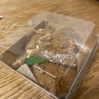 Dessert Fox - Lotus Croffle To Go - Desserts Near Me - Toronto, Ontario