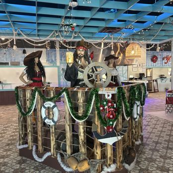 225 Crab Seafood & Bar - Host Area - Seafood Near Me - Baton Rouge, Louisiana