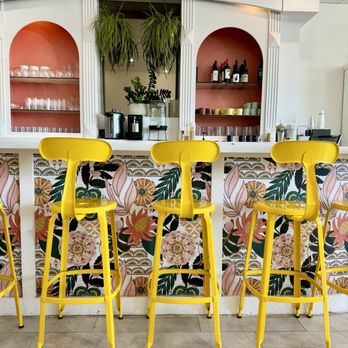 Beautiful Day - Interior atmosphere - Breakfast & Brunch Near Me - La Quinta, California