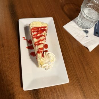 82 Queen - Lemon raspberry cake - Southern Near Me - Charleston, South Carolina 82 Queen - Lemon raspberry cake - Southern Near Me - Charleston, South Carolina