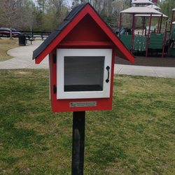 Little Free Library - Fowler lil free Library, near playground