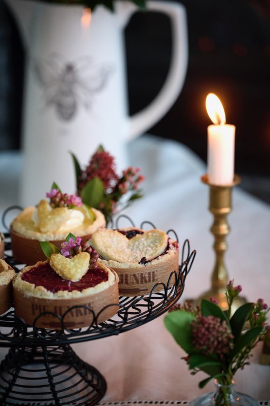 PIE JUNKIE Updated April 2024 62 Photos 826 Crowfoot Crescent NW