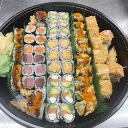 U2 JAPAN - Party Tray 1 (8 rolls)