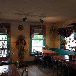 Tacos Tacos - Dining Room