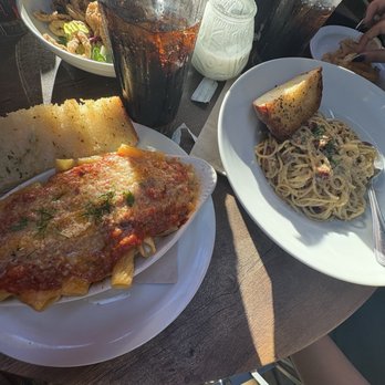 Paesanos - Spaghetti Carbonara, Baked Pasta, & Calamari Fritti - Italian Near Me - Davis, California