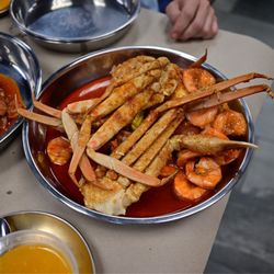 The Rolling Crab Seafood & Wings - Crab legs