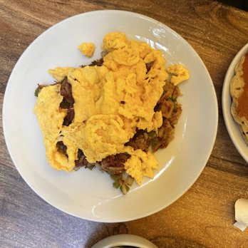 Yolk - West Loop - Two Eggs Any Style - Coffee & Tea Near Me - Chicago, Illinois