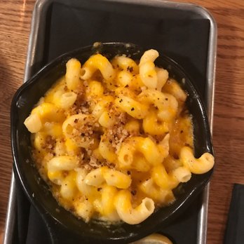 Hen Quarter - Skillet Mac & Cheese - Southern Near Me - Alexandria, Virginia