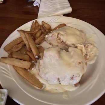 Green Street Tavern - Cordon blue - Barbeque Near Me - Galena, Illinois Green Street Tavern - Cordon blue - Barbeque Near Me - Galena, Illinois