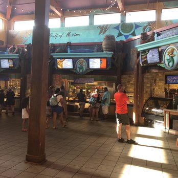 Harbor Market - people walking around the food court - Cafeteria Near Me - San Antonio, Texas