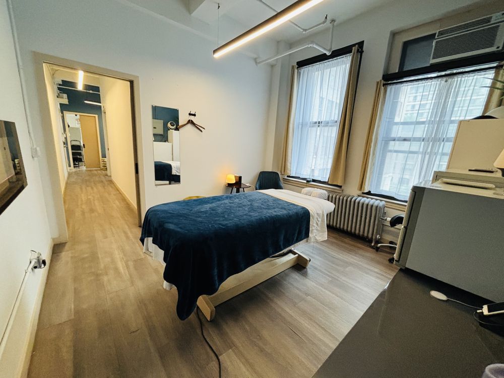 CityTouch Licensed Massage Therapy Logo