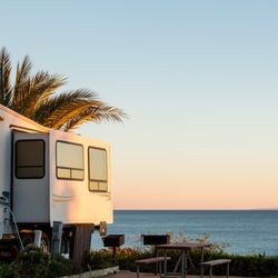 Mobile RV Repair - Life by the waterfront
