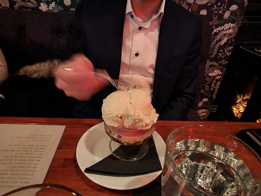 The Walrus Room by null