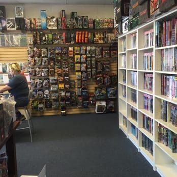 DJ's Universal Comics - Comic Books Near Me - Studio City, California