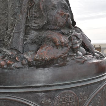 Seaside Promenade - Lewis' Newfoundland dog, Seaman. - Parks Near Me - Seaside, Oregon Seaside Promenade - Lewis' Newfoundland dog, Seaman. - Parks Near Me - Seaside, Oregon