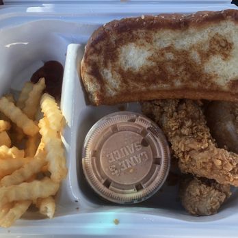 Raising Cane's Chicken Fingers - A perfect box meal (lemonade not shown) - Chicken Shop Near Me - Vacaville, California