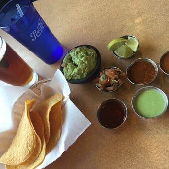 Antojitos Mexicanos - delicious spread of salsa! - Mexican Near Me - Yakima, Washington Antojitos Mexicanos - delicious spread of salsa! - Mexican Near Me - Yakima, Washington