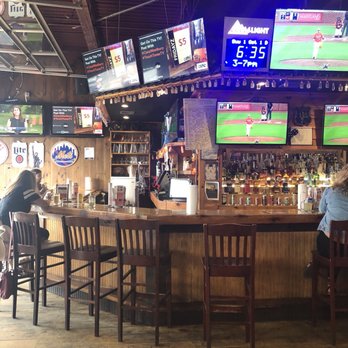 Canz - Sports Bars Near Me - Westbury, New York