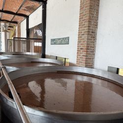 Tres Mujeres - Inside the distillery
