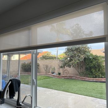 MJ Blinds - Window blind installed above the kitchen sink after 3 years of use...as good as new. - Shades & Blinds Near Me - Torrance, California MJ Blinds - Window blind installed above the kitchen sink after 3 years of use...as good as new. - Shades & Blinds Near Me - Torrance, California