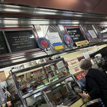 FOUR ACES DINER - Updated September 2025 - 547 Photos & 427 Reviews