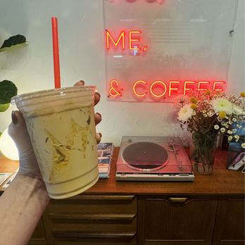 2 Rivers Coffee - Iced LA lavender - Coffee & Tea Near Me - New Braunfels, Texas 2 Rivers Coffee - Iced LA lavender - Coffee & Tea Near Me - New Braunfels, Texas