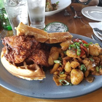 Trader Vic's - Chicken and waffles - Hawaiian Near Me - Emeryville, California Trader Vic's - Chicken and waffles - Hawaiian Near Me - Emeryville, California