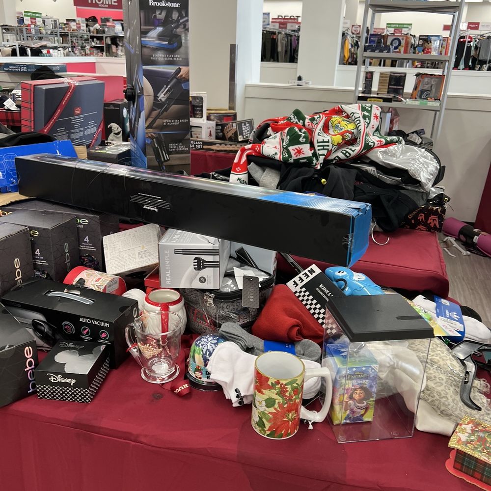Burlington - I know people in retail work hard, but this is just trash sitting on a table. - Department Stores Near Me - Rockville, Maryland Burlington - I know people in retail work hard, but this is just trash sitting on a table. - Department Stores Near Me - Rockville, Maryland