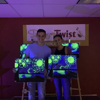Painting with a Twist - Paintings - Paint & Sip Near Me - Plantation, Florida