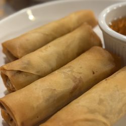Pho 78 - Egg Rolls (4 Pcs)
