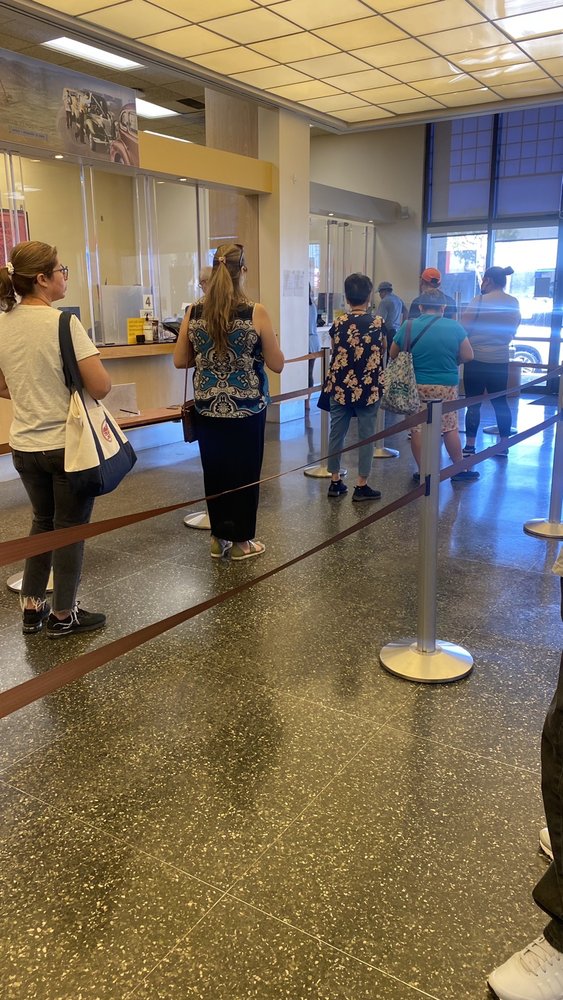 WELLS FARGO BANK Updated August 2024 12 Photos & 59 Reviews 8548 Van Nuys Blvd, Panorama