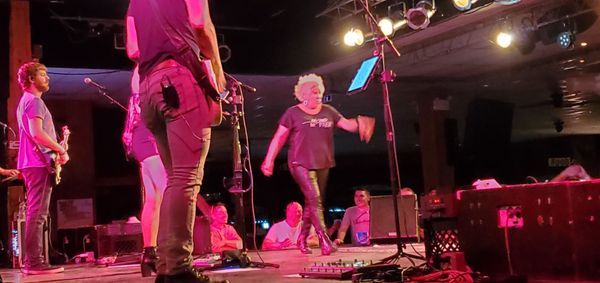 Beer Barrel Saloon by null