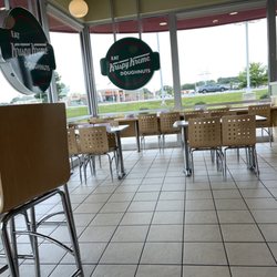 Krispy Kreme - Inside