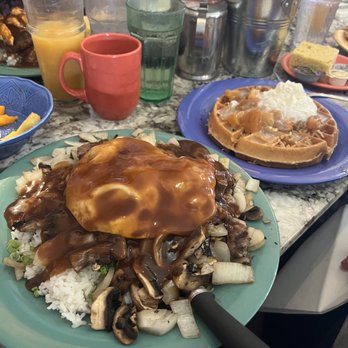 Kountry Kitchen - Ultimate Steak Moco - American Near Me - Kapaa, Hawaii