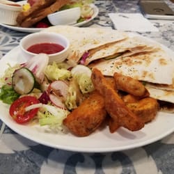 18 Grams - Smoked duck quesadilla from their lunch set.