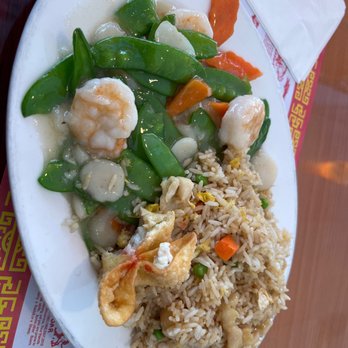 Chef Bo - Lunch special. L20. Shrimp with Snow Peas Lunch Special - Chinese Near Me - Sacramento, California