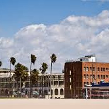 Thomas Ray - L A Exclusive Properties - Real Estate Agents Near Me - Santa Monica, California Thomas Ray - L A Exclusive Properties - Real Estate Agents Near Me - Santa Monica, California