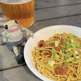 GARLIC NOODLE GARLIC NOODLE