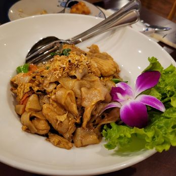 Aroy Mak Thai Food - Thai Near Me - Seattle, Washington Aroy Mak Thai Food - Thai Near Me - Seattle, Washington