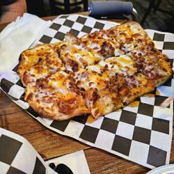 The Spread Bar and Grill - Spread pie