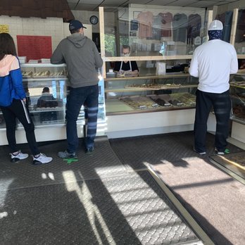 Hinkley Bakery - Inside - Bakeries Near Me - Jackson, Michigan