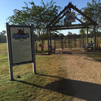 Jenkins Park - Parks Near Me - Baytown, Texas