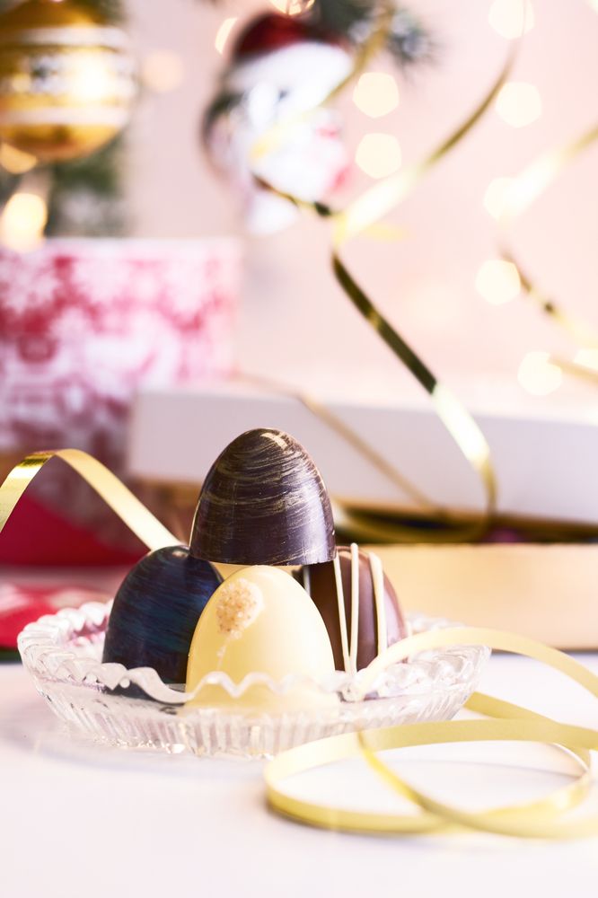 Truffles & Creams Chocolatier Logo