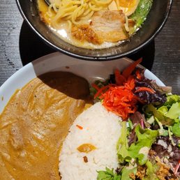 Pork Garlic Lovers Ramen Beef Curry Bowl Pork Garlic Lovers Ramen Beef Curry Bowl