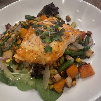 Overlook Restaurant - Salmon on bed of vegetables - Pizza Near Me - Heber City, Utah Overlook Restaurant - Salmon on bed of vegetables - Pizza Near Me - Heber City, Utah