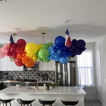 ATX Bubbles - ATX Bubbles knows balloons! - Balloon Services Near Me